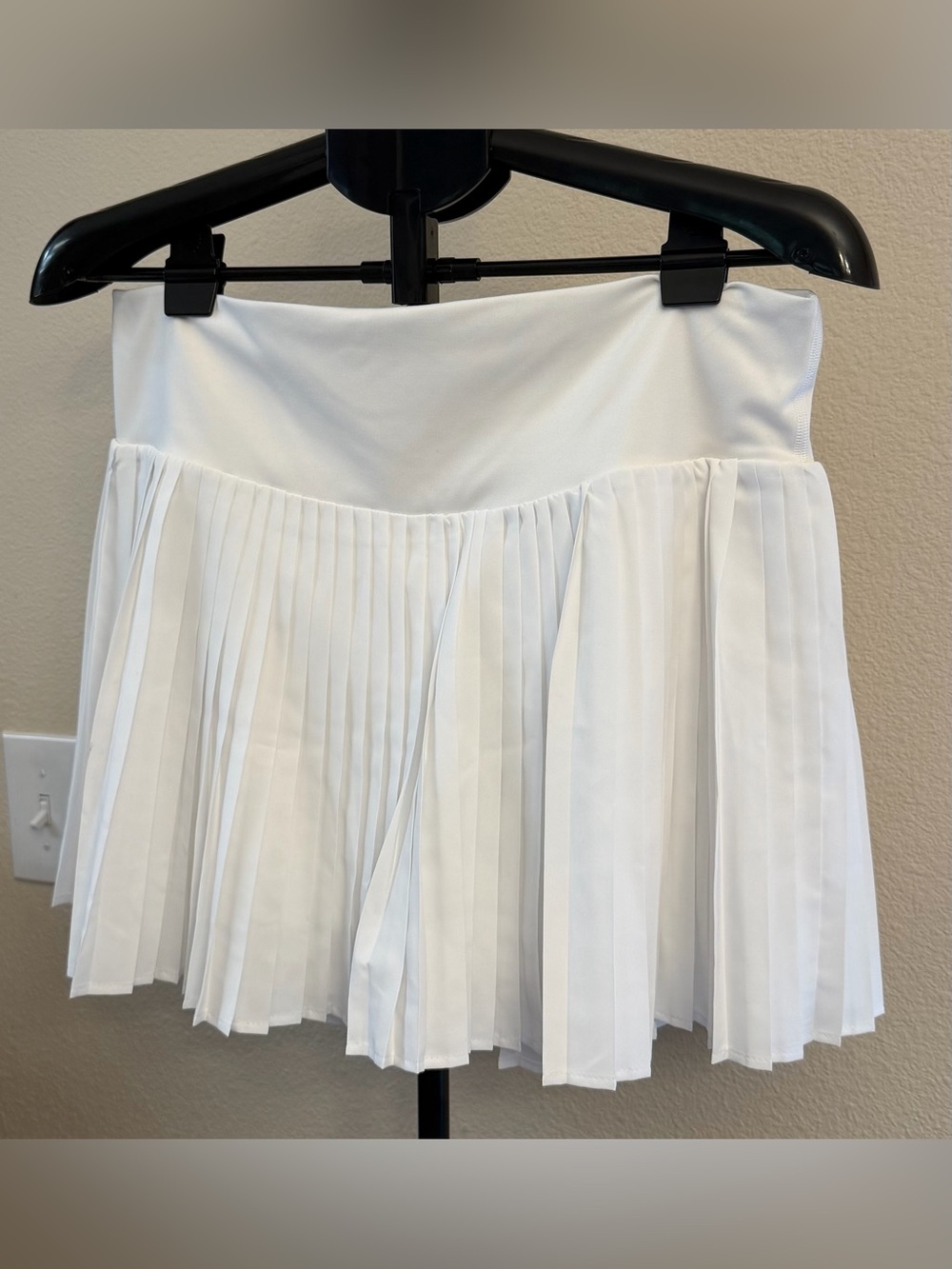 all in motion White Pleated Tennis Skort | Tennis Prep Preppy Athleisure | L - Picture 2 of 10